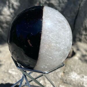 Sardonyx Black Onyx Sphere Natural Reiki 38mm
